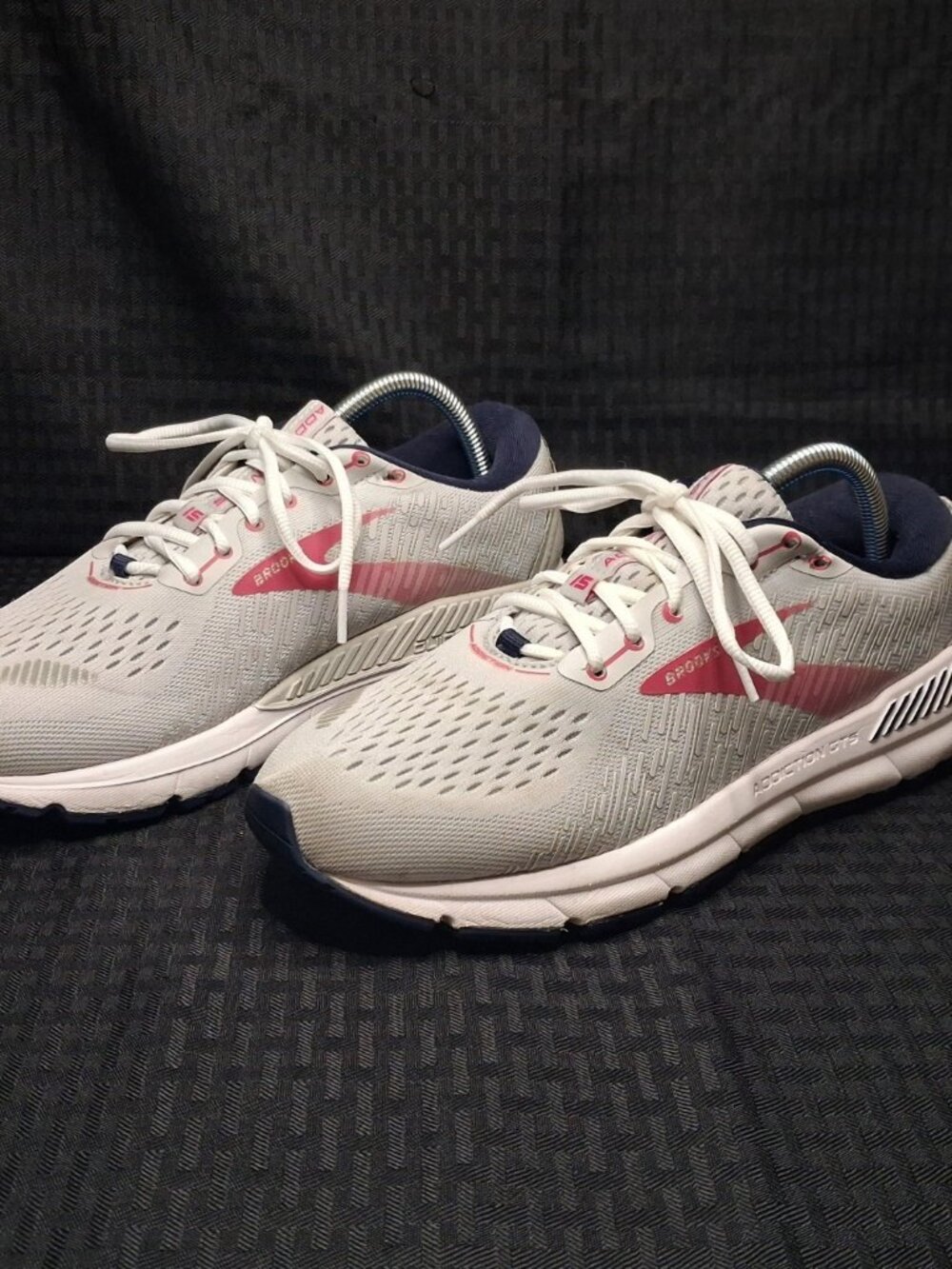 Brooks Women's Addiction GTS Running Walking Shoes in size 9.5 - Picture 1 of 12